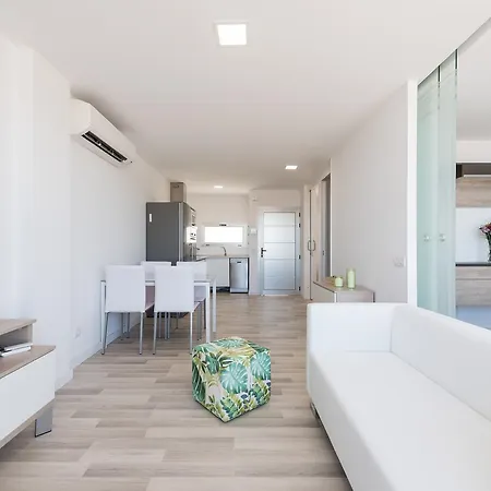 Beyond Amadores By Vector アパート